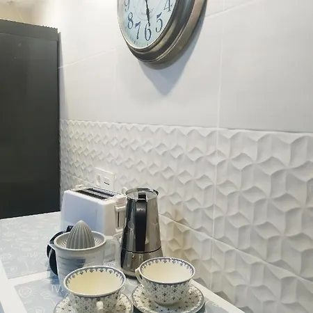 Megano, A Estrenar En La Ruta Vinos. Junto A Estanciones.