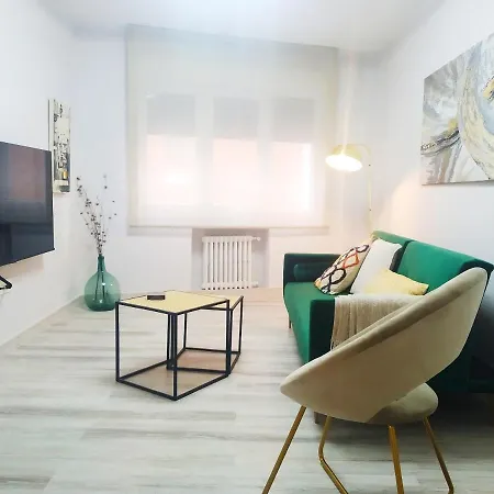 Megano, A Estrenar En La Ruta Vinos. Junto A Estanciones. Appartement Oviedo