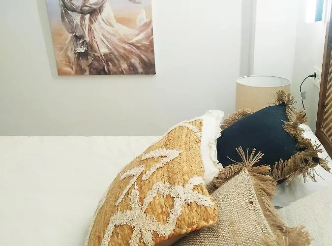 Megano, A Estrenar En La Ruta Vinos. Junto A Estanciones.