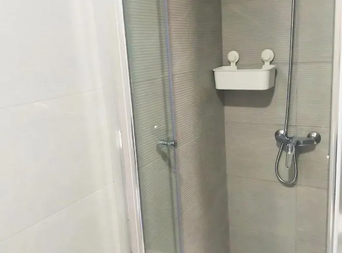 Lägenhet Megano, A Estrenar En La Ruta Vinos. Junto A Estanciones. Oviedo