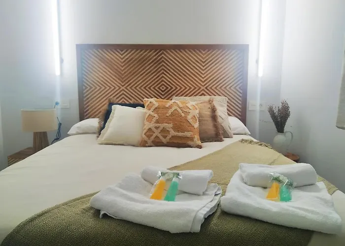 Megano, A Estrenar En La Ruta Vinos. Junto A Estanciones. Apartment